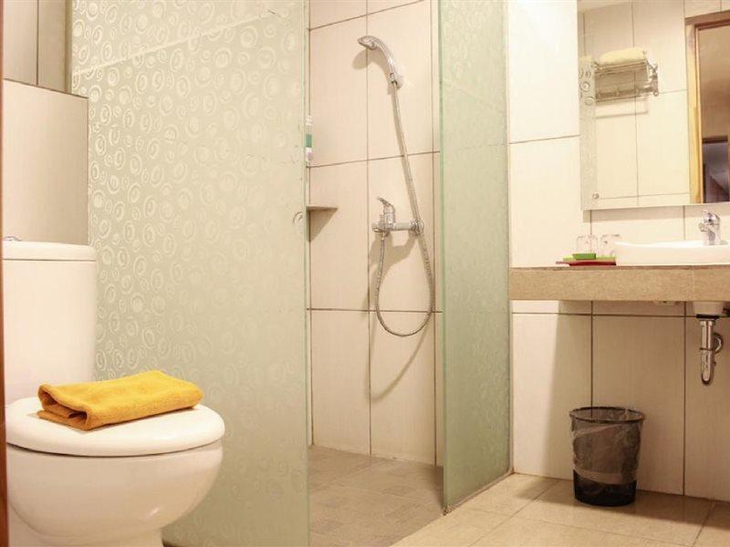 Hotel Reddoorz Premium Near Bandung Station Zewnętrze zdjęcie