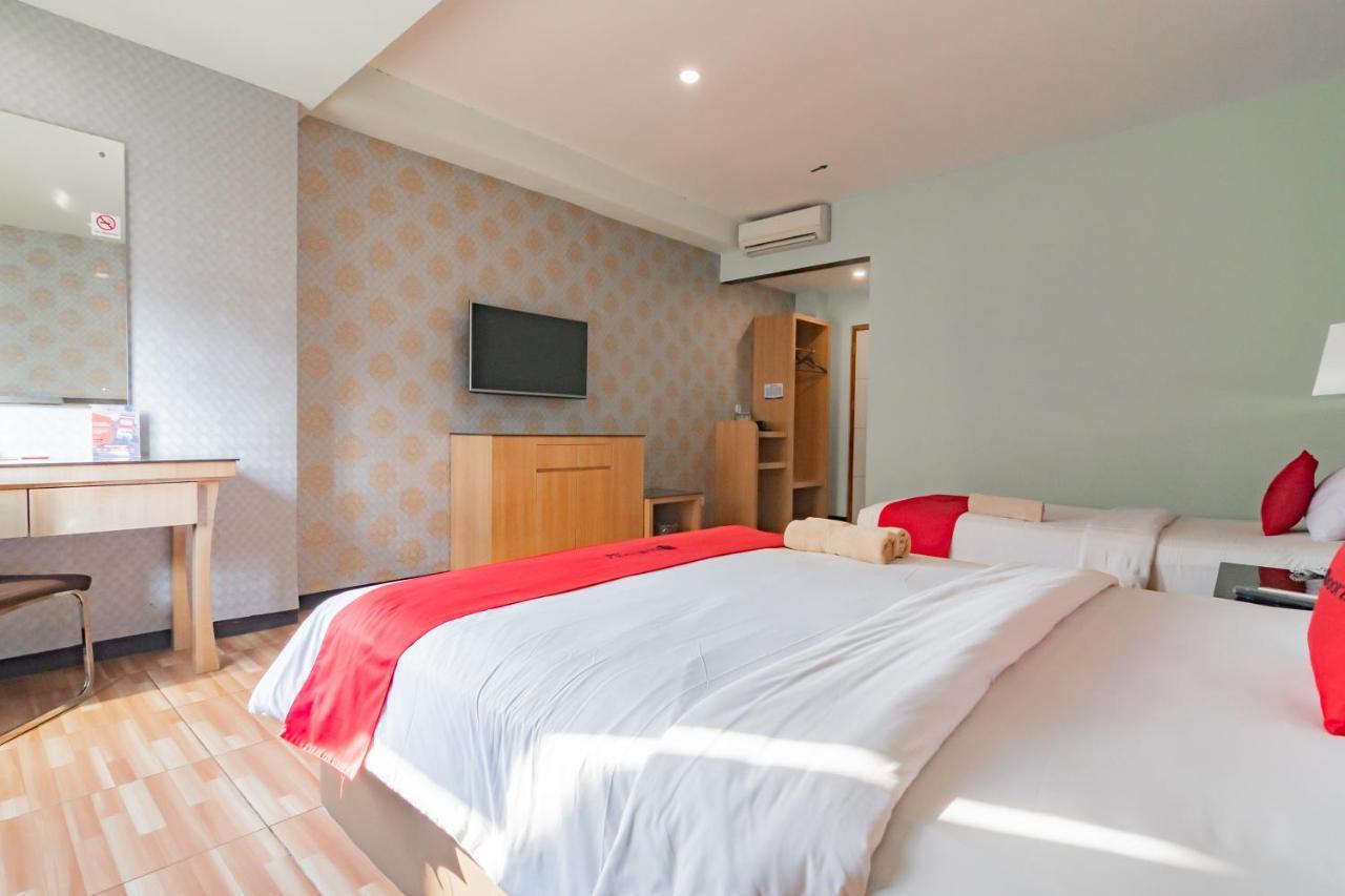 Hotel Reddoorz Premium Near Bandung Station Zewnętrze zdjęcie