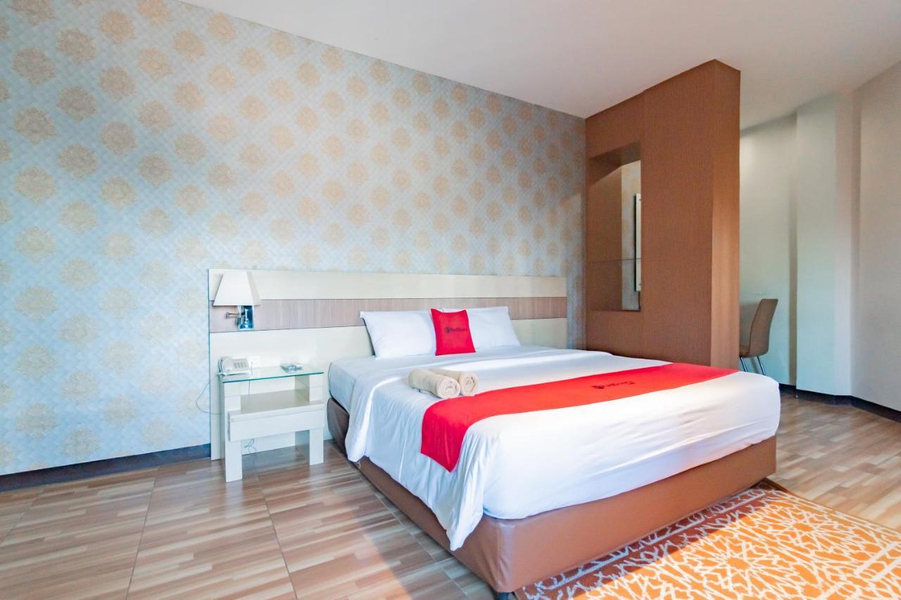 Hotel Reddoorz Premium Near Bandung Station Zewnętrze zdjęcie