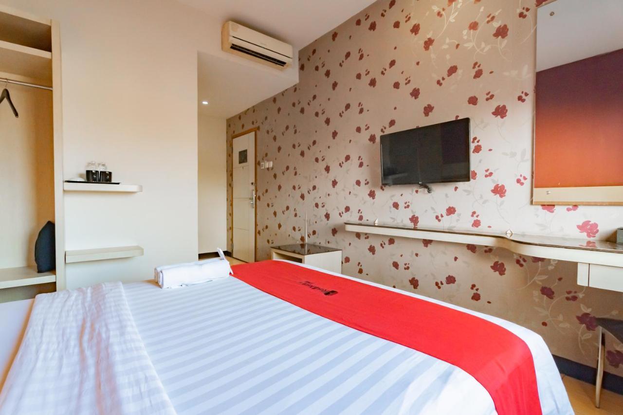 Hotel Reddoorz Premium Near Bandung Station Zewnętrze zdjęcie