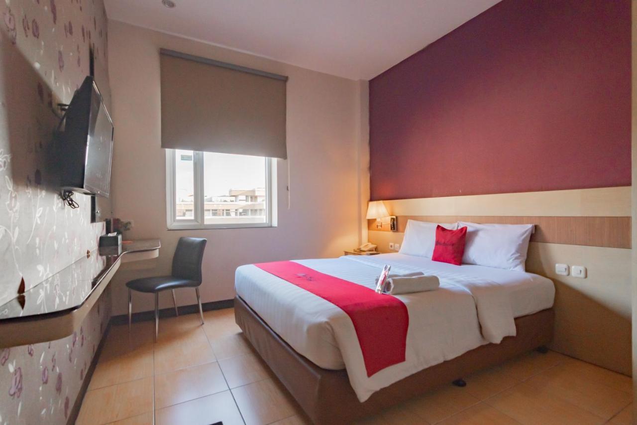 Hotel Reddoorz Premium Near Bandung Station Zewnętrze zdjęcie